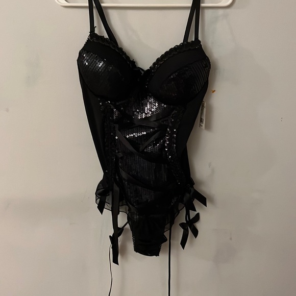 Black Sequence Lingerie - Picture 1 of 11